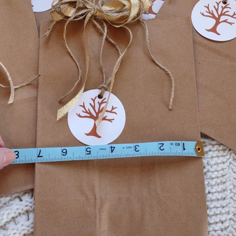 8 Elegant gift bags With Handmade tags